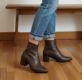 نیمبوت شیک پاشنه دار زنانه و دخترانه 🍀کد11